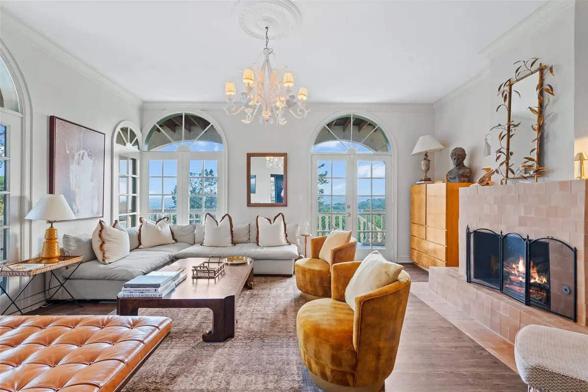 6203 Ledge Mountain Dr, Austin, TX 78731 - Image #1