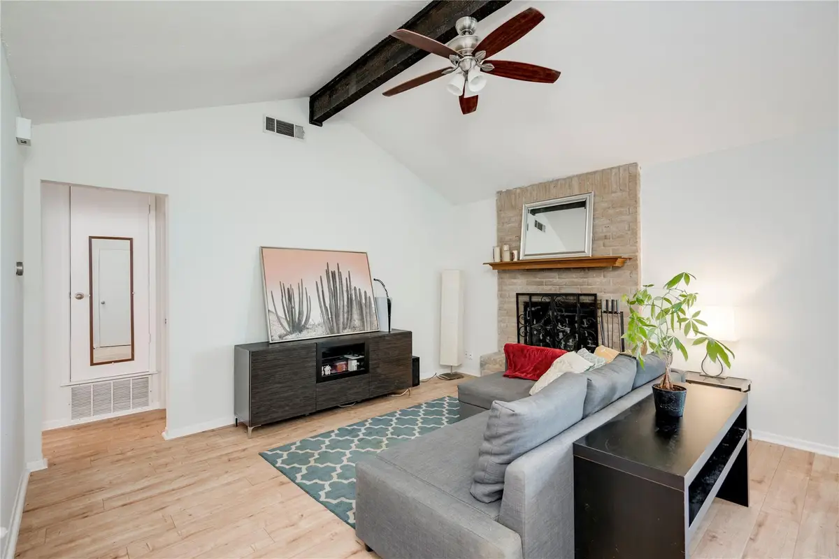 2004 Abbey Cir, Austin, TX 78727 - #1