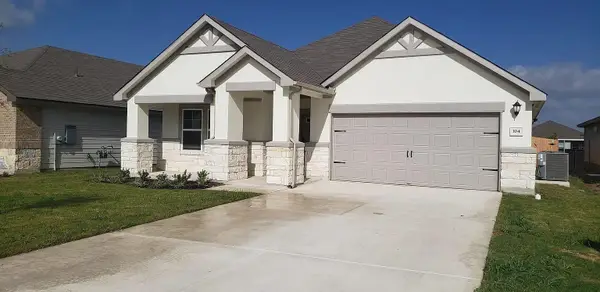 104 Bankside Dr, Hutto, TX 78634