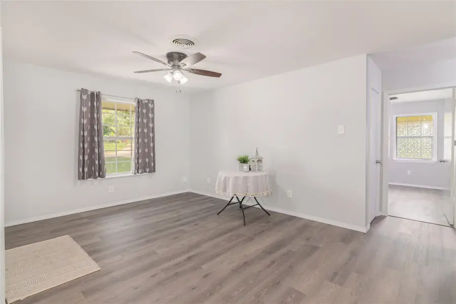 133 Country Acres Dr, Seguin, TX 78155 - Image #3