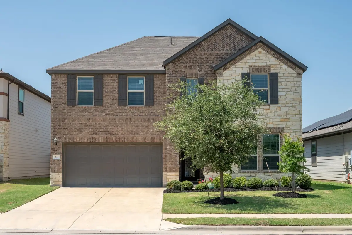 621 Limestone Rd, Liberty Hill, TX 78642 - #1