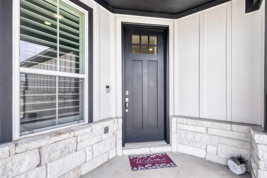 126 Clay Hill St, Georgetown, TX 78633 - Image #2