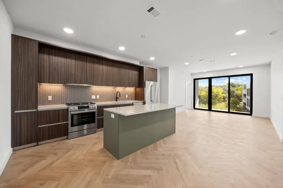 2209 S 1st St #334, Austin, TX 78704 - Image #2