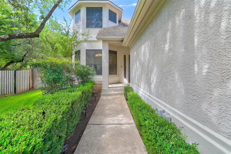 41 Muirfield Greens Ln, Lakeway, TX 78738 - #2