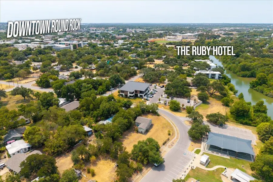 513 N Lewis St, Round Rock, TX 78664 - #2
