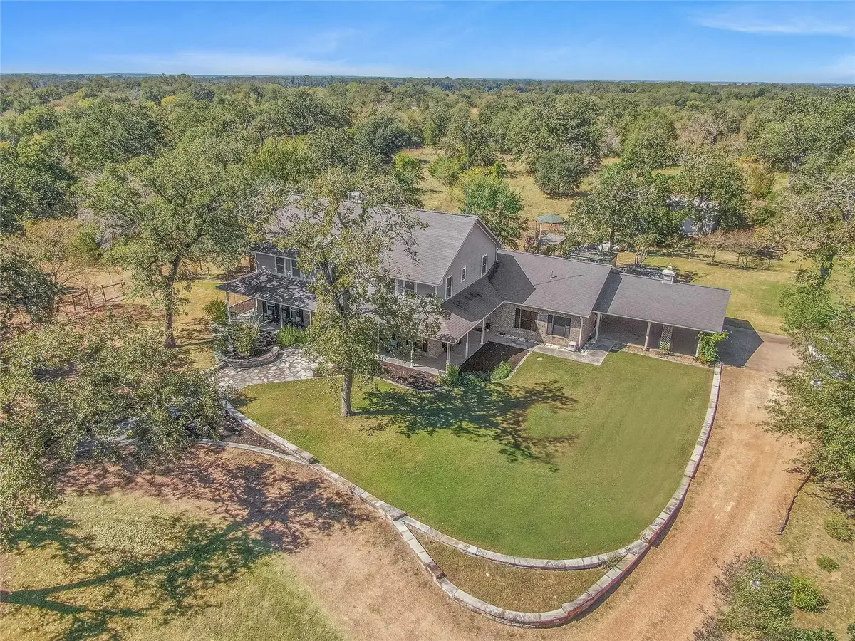 7050 Appaloosa Rd, College Station, TX 77845 - Image #1