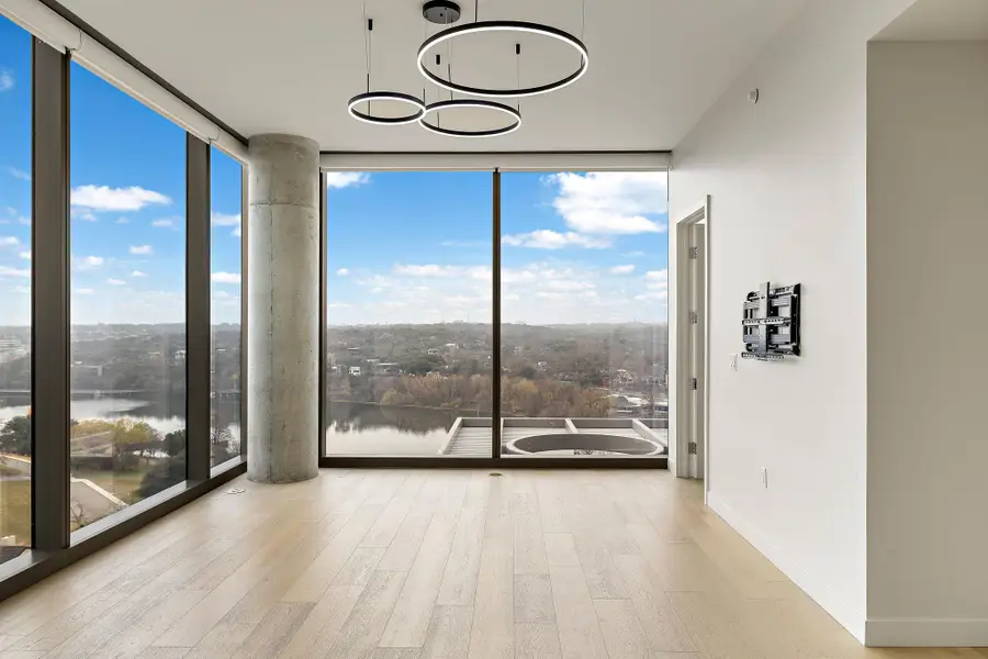 44 East Ave #1210, Austin, TX 78701 - Image #2