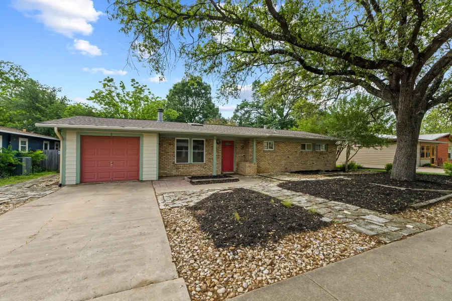 7605 Meadowview Ln, Austin, TX 78752 - #3