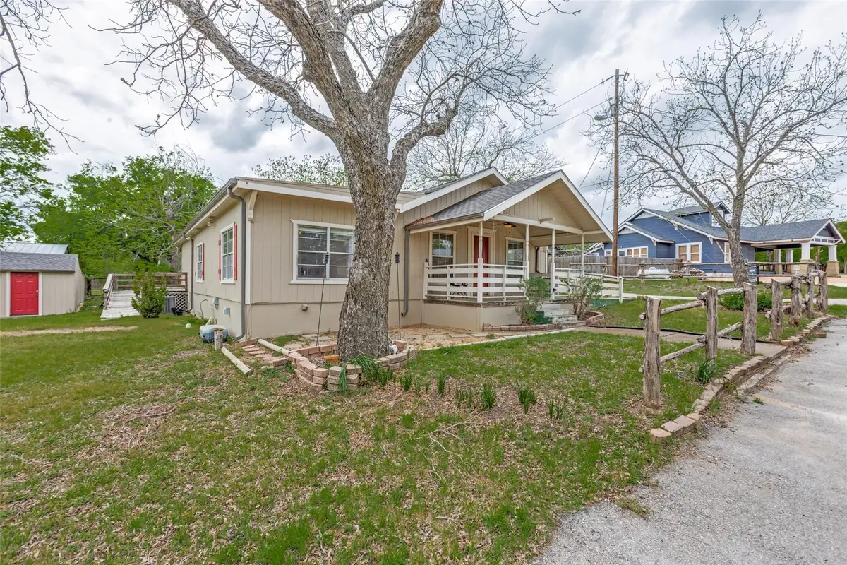 201 Church Hill Ln, Liberty Hill, TX 78642 - #1