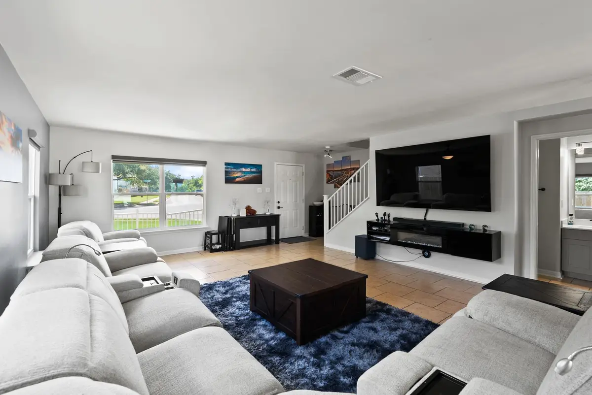 1160 Forest Bluff Trl, Round Rock, TX 78665 - Image #1