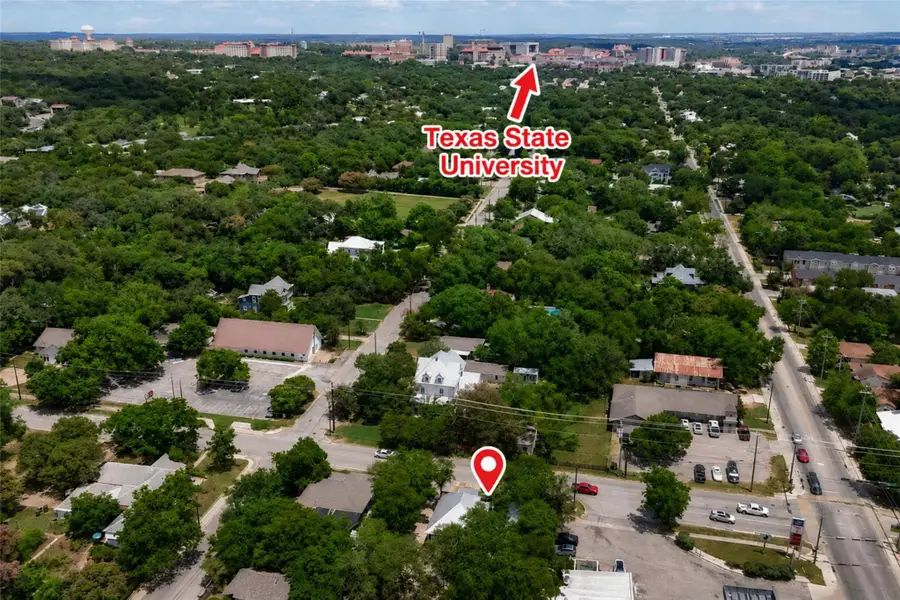 217 N Bishop St, San Marcos, TX 78666 - #2