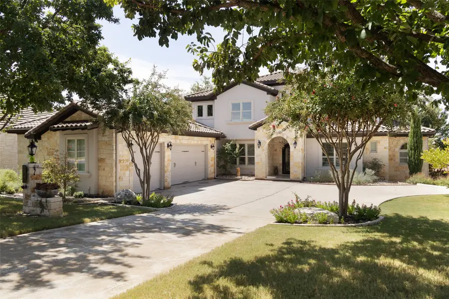 110 Golden Bear Dr, Austin, TX 78738 - Image #2