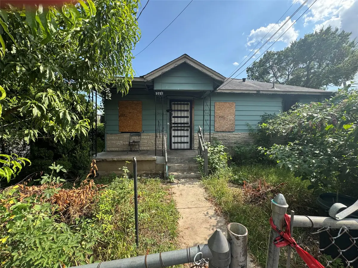 2717 E 2nd St, Austin, TX 78702 - #1