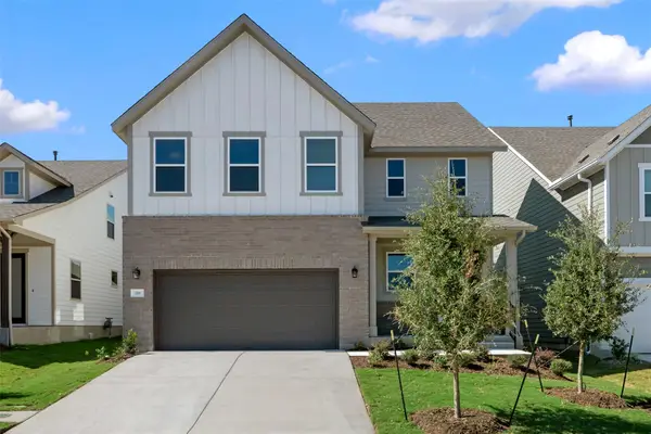 118 Crater Lake Dr, Dripping Springs, TX 78620