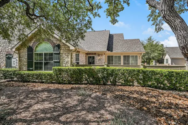 30 Wildwood Dr #122, Georgetown, TX 78633