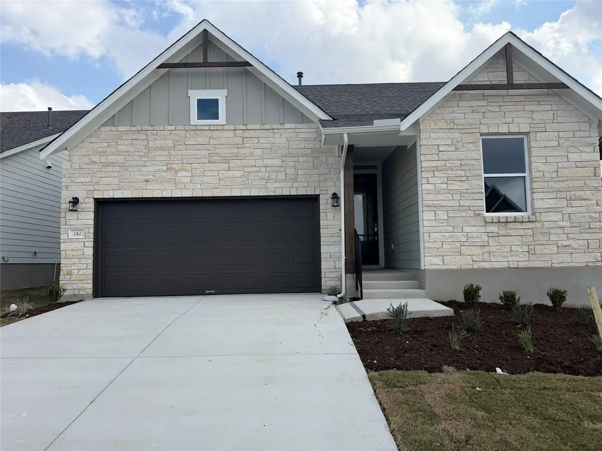 242 Crater Lake Dr, Dripping Springs, TX 78620 - #1