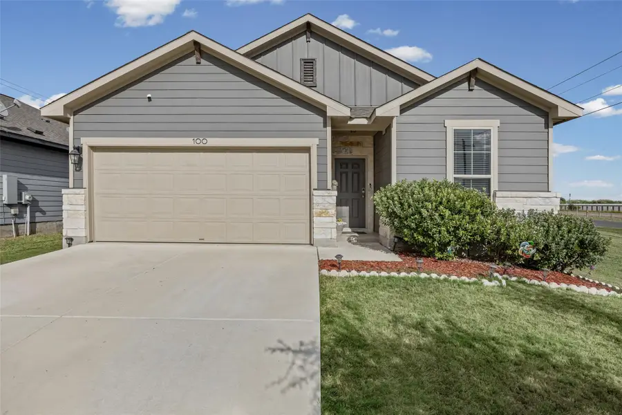 100 Eagles Dare Ln, Jarrell, TX 76537 - #2