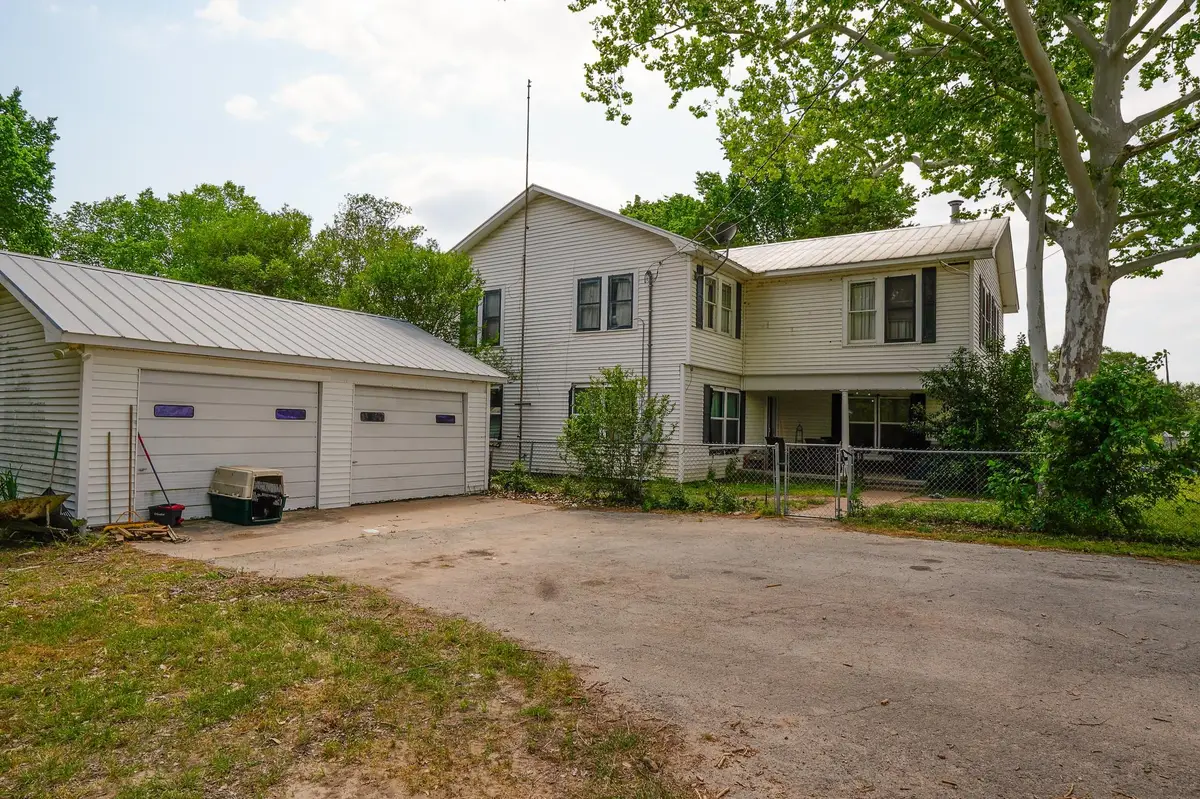 1688 E State Highway 71, La Grange, TX 78945 - #1