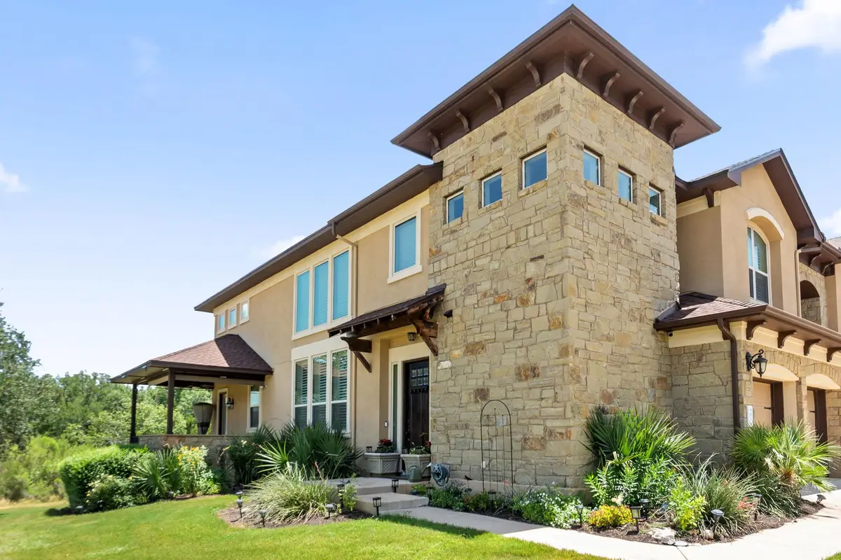 401 Bellagio Dr, Lakeway, TX 78734 - #1