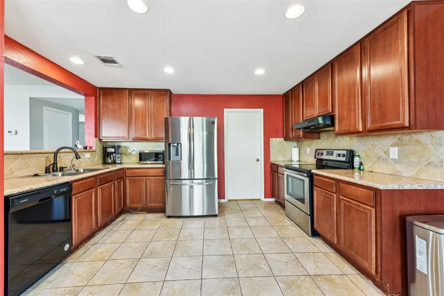 285 Cordero Dr, San Marcos, TX 78666 - Image #3