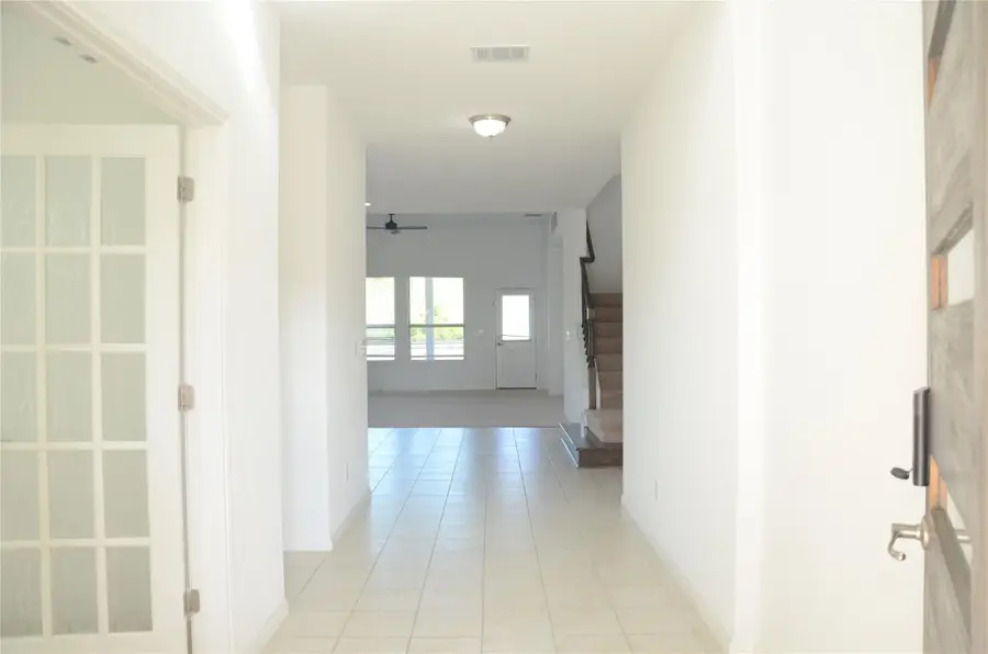 216 Manassas Dr, Leander, TX 78641 - Image #2