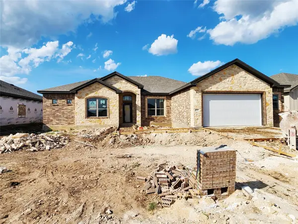 718 Eagle Claw Dr, Salado, TX 76571