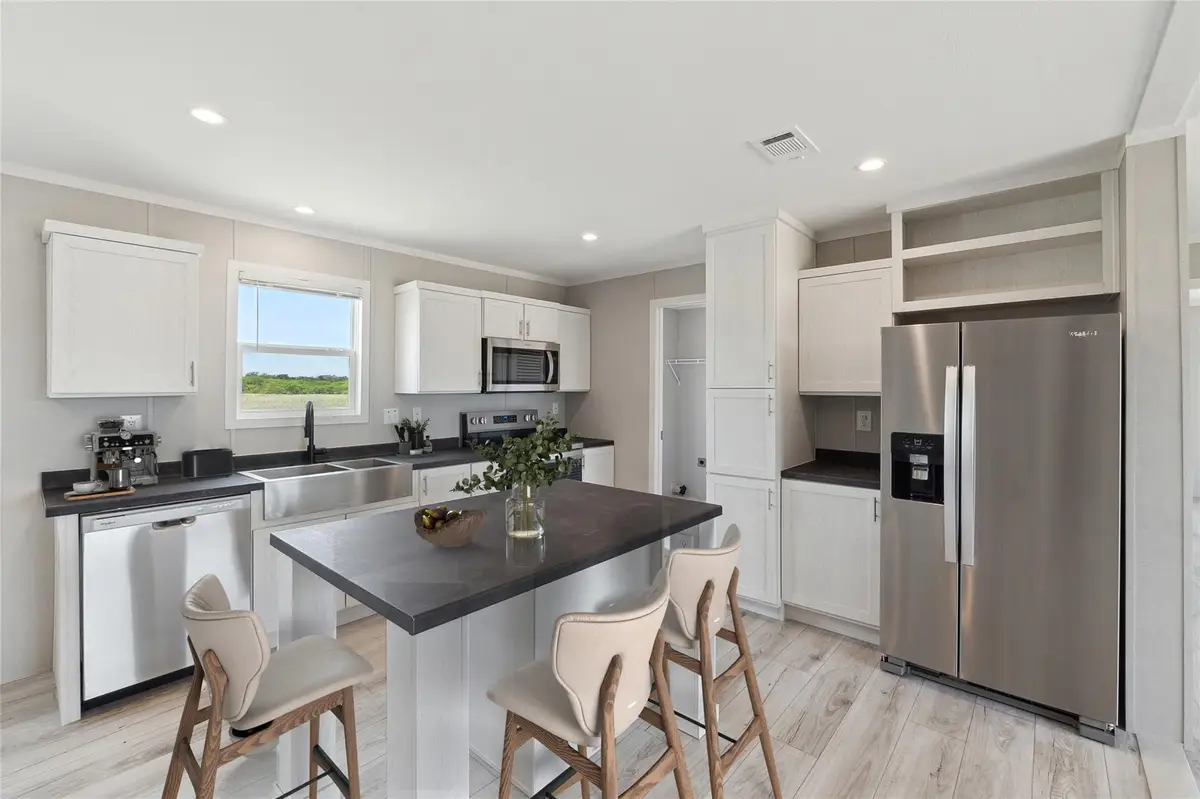 1287 Cr 402 Rds #Lot 17, Flatonia, TX 78941 - #1