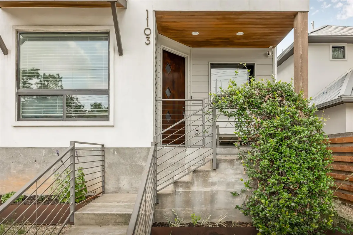 1103 E 12th St, Austin, TX 78702 - Image #1