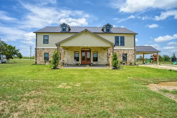 626 Sparta Field Rd, Waelder, TX 78959