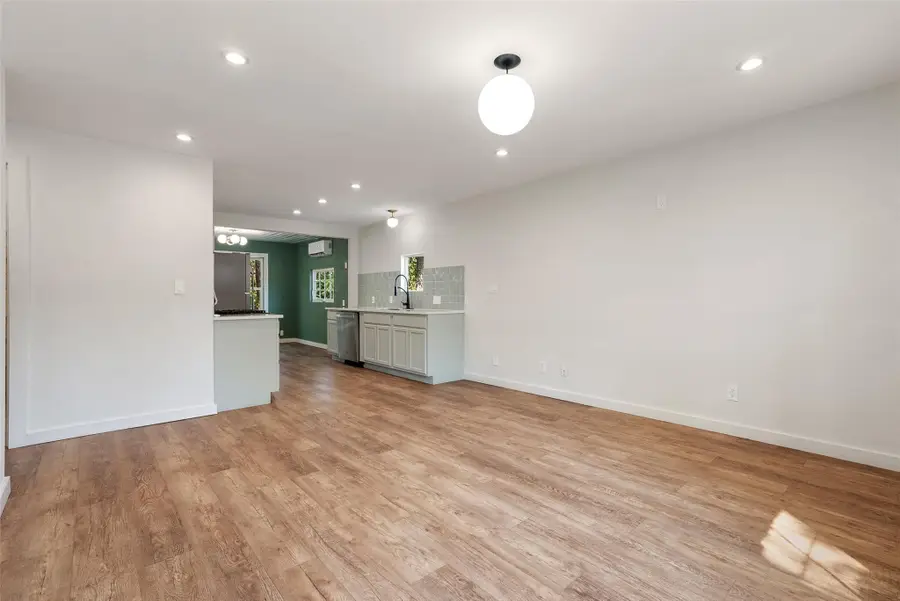 1176 Graham St, Austin, TX 78702 - Image #3