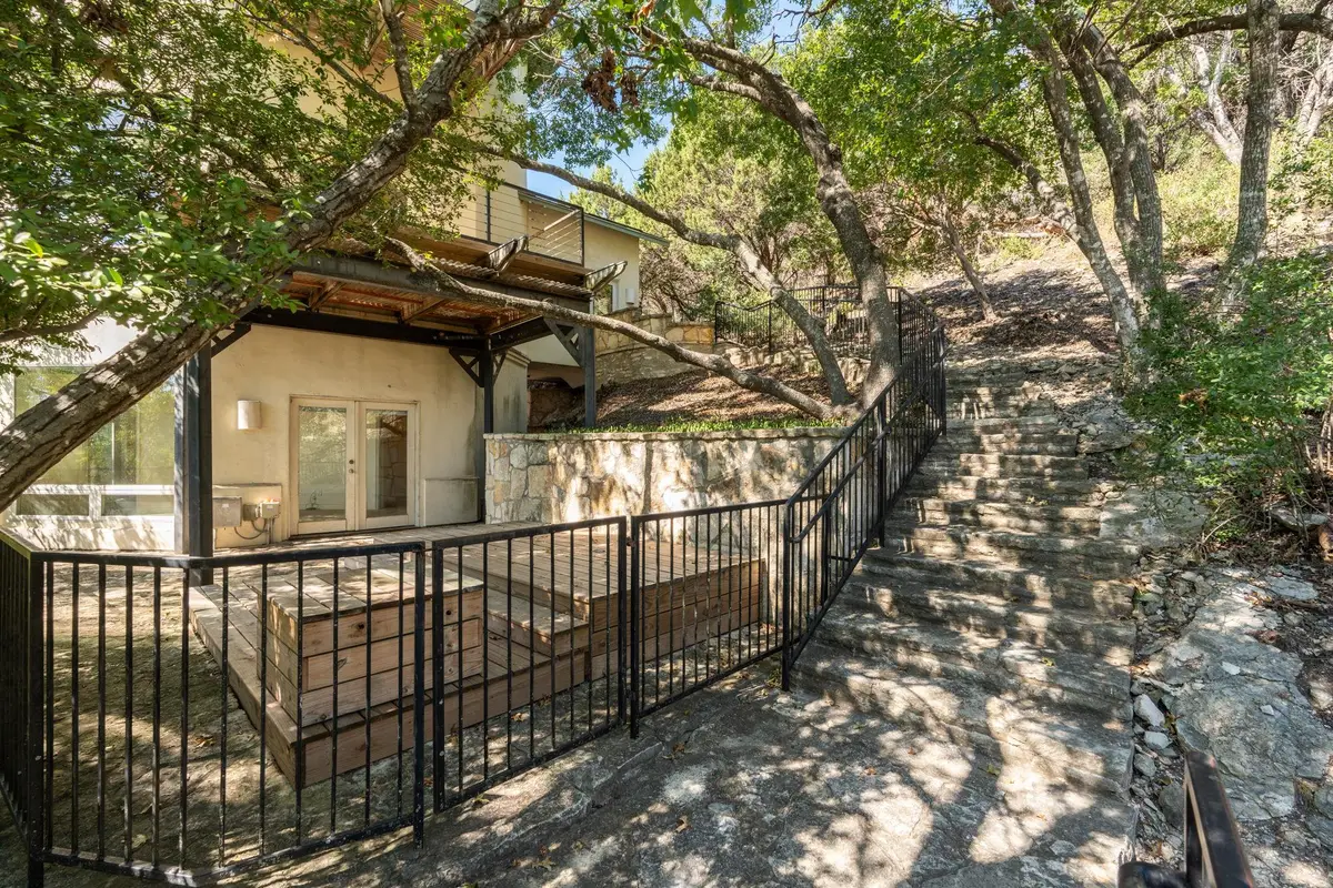 5310 Scenic View Dr, Austin, TX 78746 - Image #1