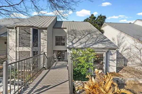 176 World Of Tennis Sq, Lakeway, TX 78734