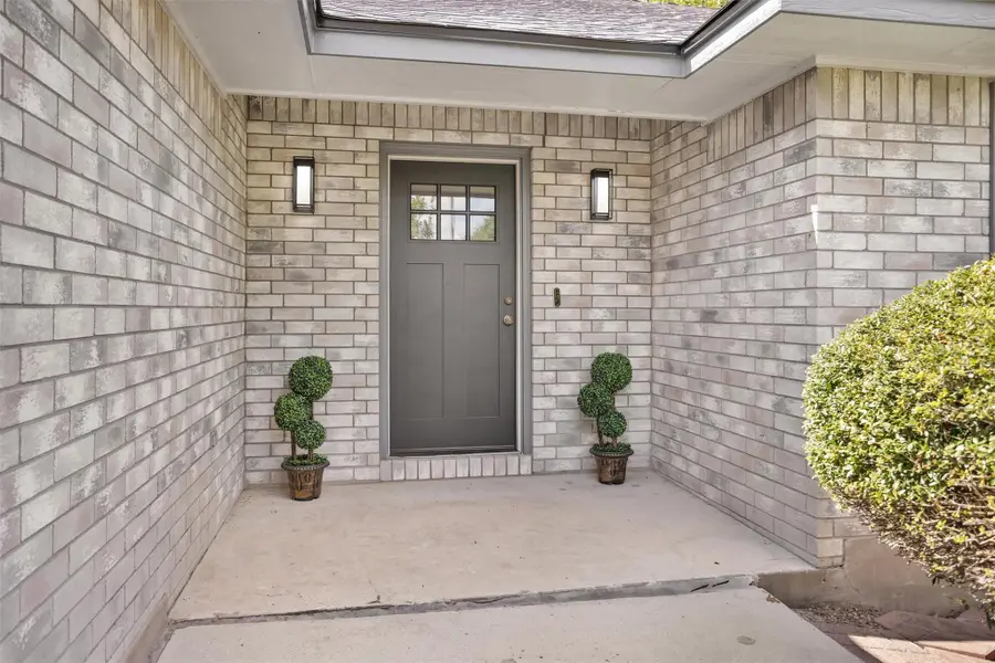 1906 Round Table, New Braunfels, TX 78130 - Image #3