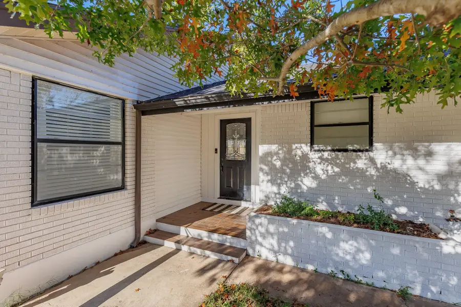 139 E Cottonwood Dr, Granite Shoals, TX 78654 - #3