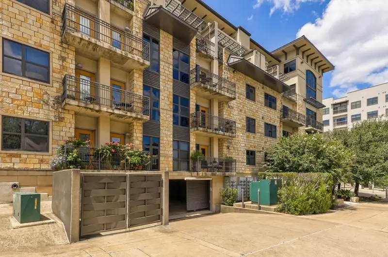 1812 West Avenue Ave #303, Austin, TX 78701 - Image #2