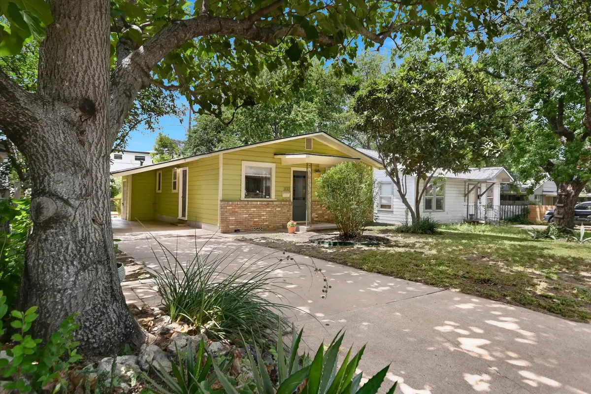 3013 E 18th St, Austin, TX 78702 - #1