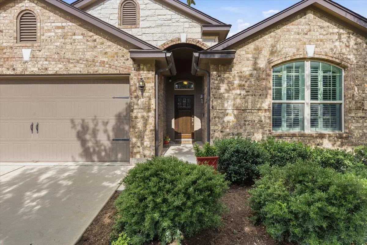 162 Sugar Crk, Buda, TX 78610 - #1