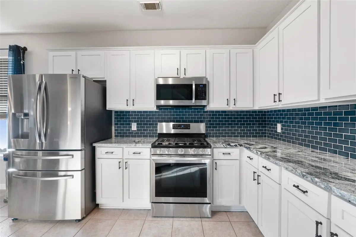 1712 Lynnville Trl, Austin, TX 78727 - #1