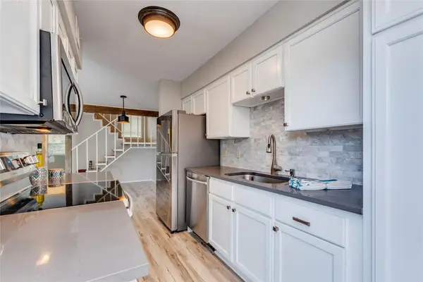 6910 Hart Ln #805, Austin, TX 78731