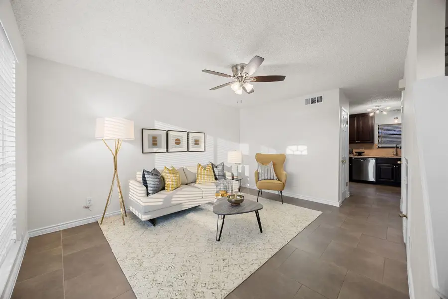 21461 Coyote Trl #2, Lago Vista, TX 78645 - Image #3