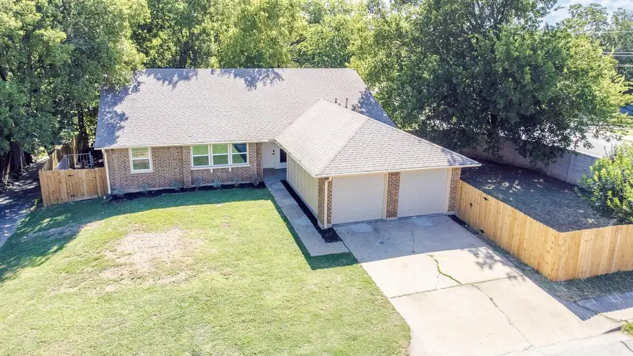 1800 Nicole Cir #A & B, Round Rock, TX 78664 - Image #2