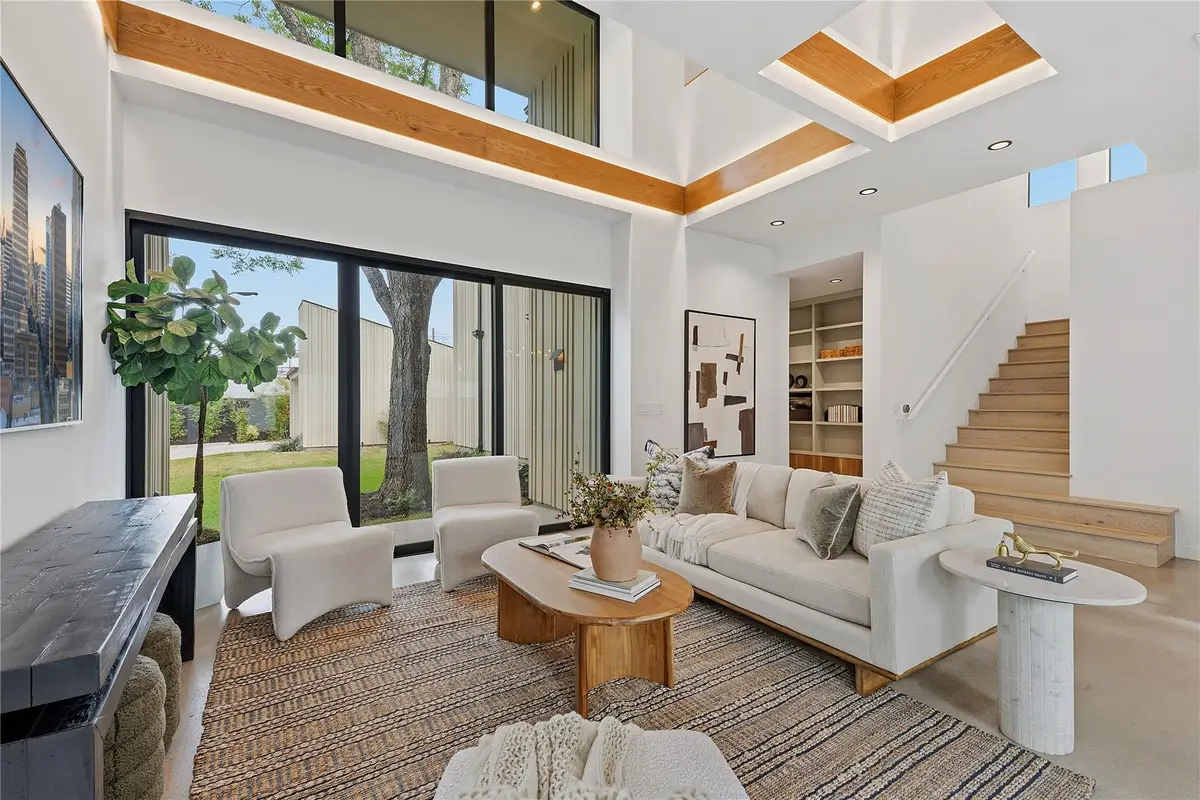 5001 Lynnwood St, Austin, TX 78756 - #1