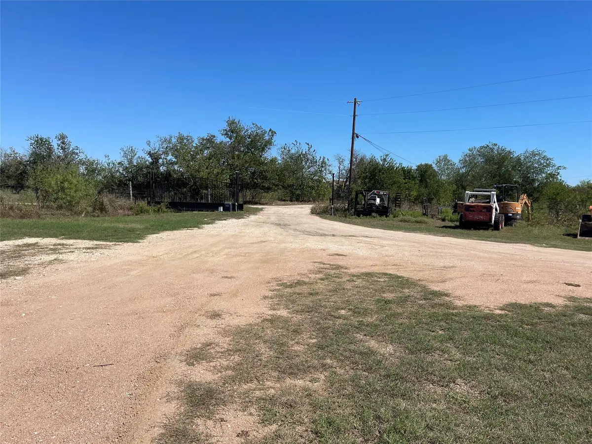 12212 Ballerstedt Rd, Elgin, TX 78621 - #1