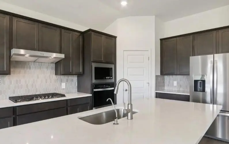 225 Divisadero Dr, Hutto, TX 78634 - #3