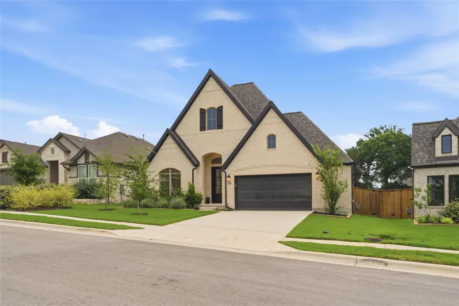 201 Brewer St, Kyle, TX 78640 - #2