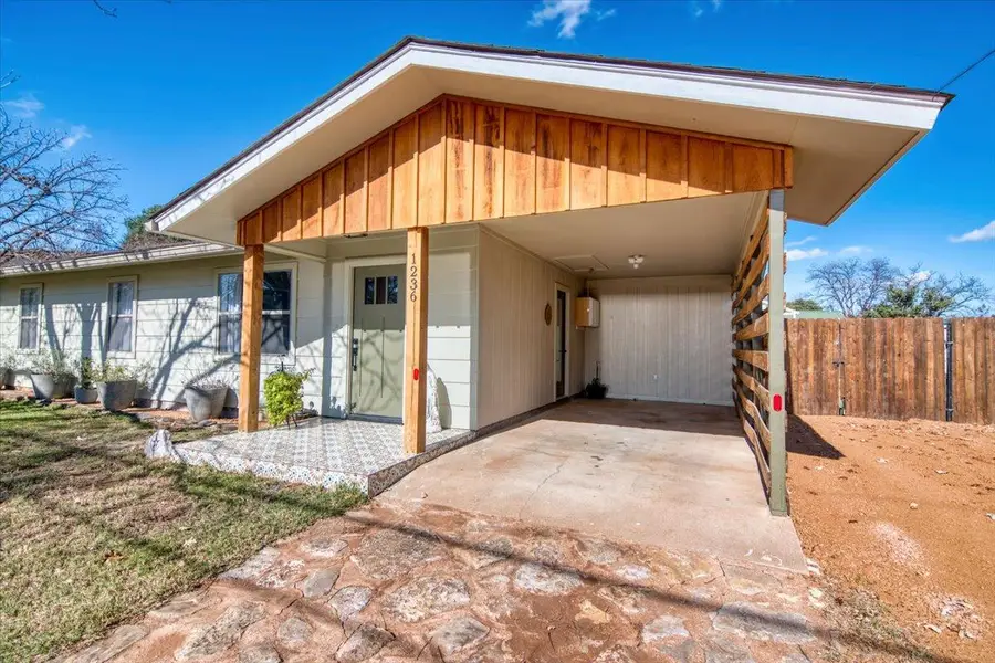 1236 Martin St, Mason, TX 76856 - Image #2