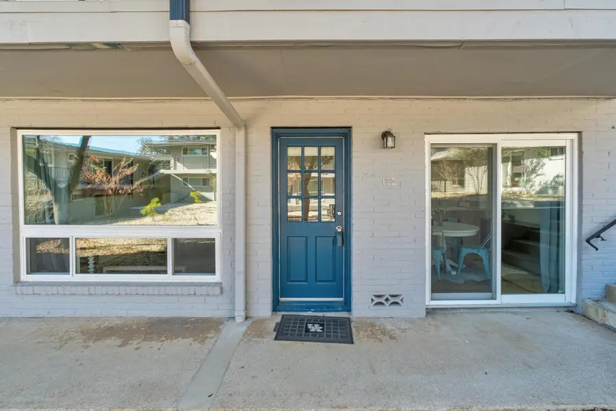 1210 Windsor Rd #122, Austin, TX 78703 - Image #3