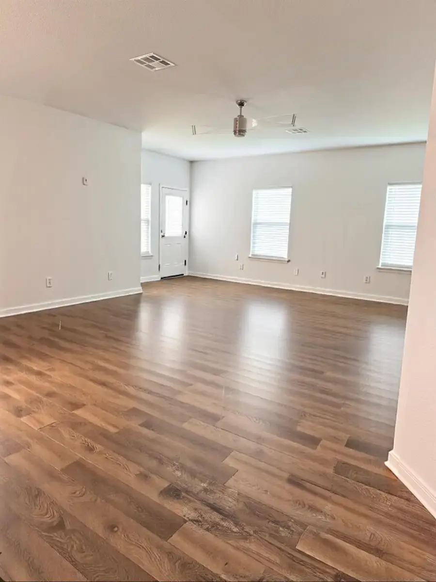 1045 Gaelic Dr, Georgetown, TX 78626 - Image #3