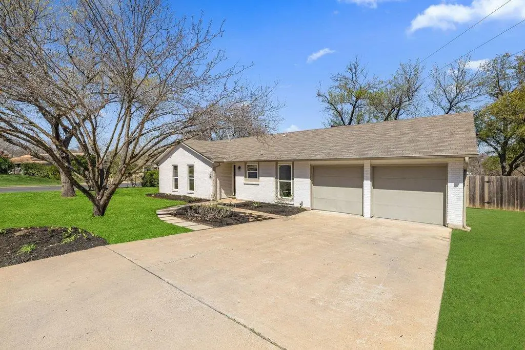 300 Clearday Dr, Austin, TX 78745 - #1