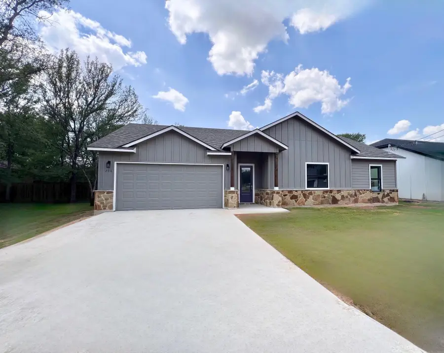 206 Waikakaaua Dr, Bastrop, TX 78602 - Image #3